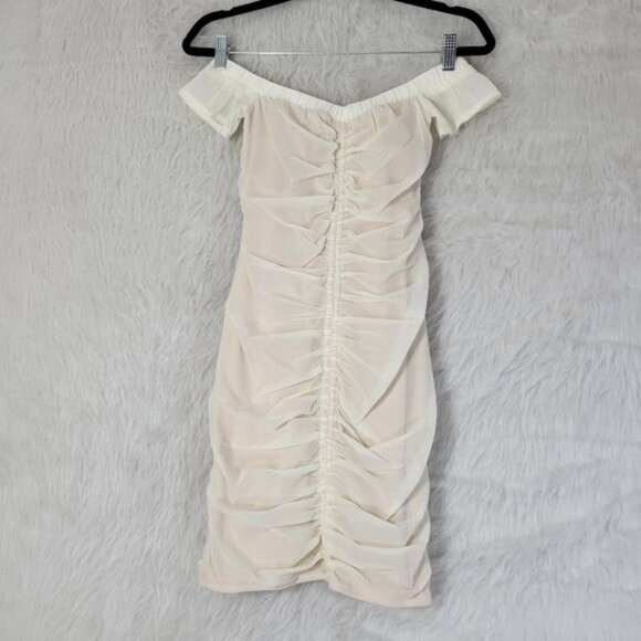 Tiger Mist Dresses & Skirts - Tiger Mist Cream Off The Shoulder Ruched Mini Dress Small